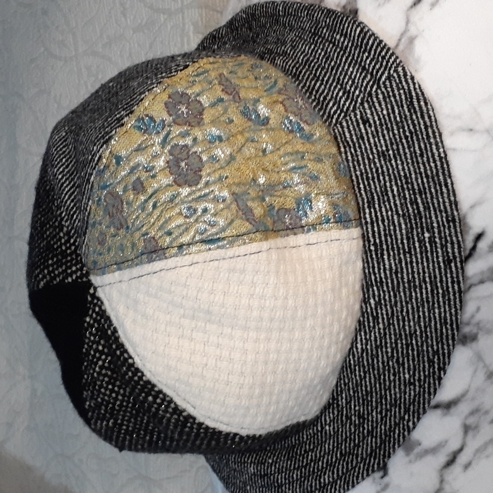 #56 🍒Vtg 1973 Roberto Cavalli Girl's Hat